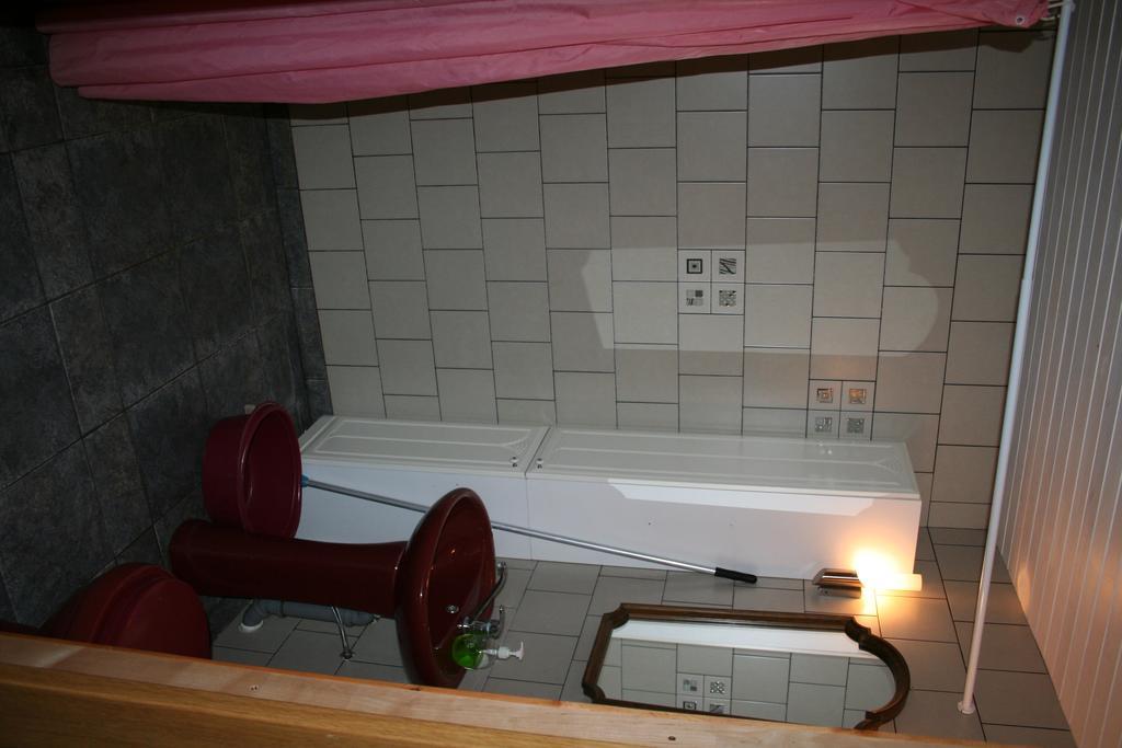 Guest House Pitagi Kosrags Bagian luar foto