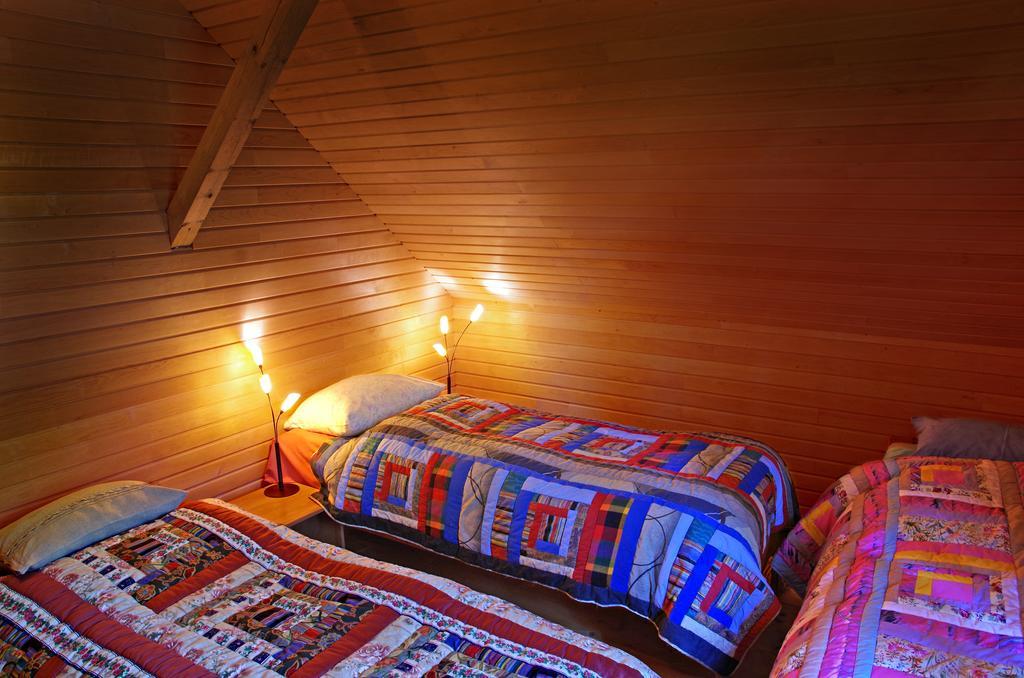 Guest House Pitagi Kosrags Bagian luar foto